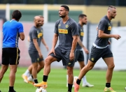 九游体育官网-欧联今夜走向成谜，洛杉矶湖人回应争议，球迷炸锅，数据趋势出现新变化的简单介绍