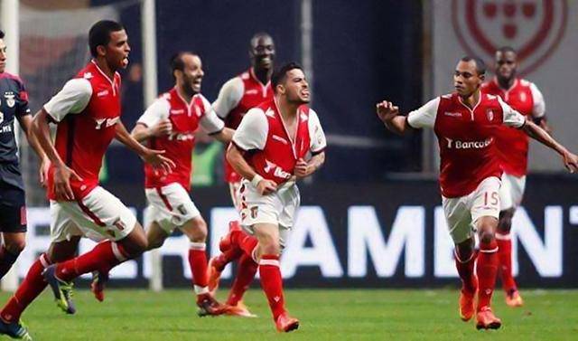 雅尼和佯庇怎样敌挡摩西 雅尼和佯庇怎样敌挡摩西